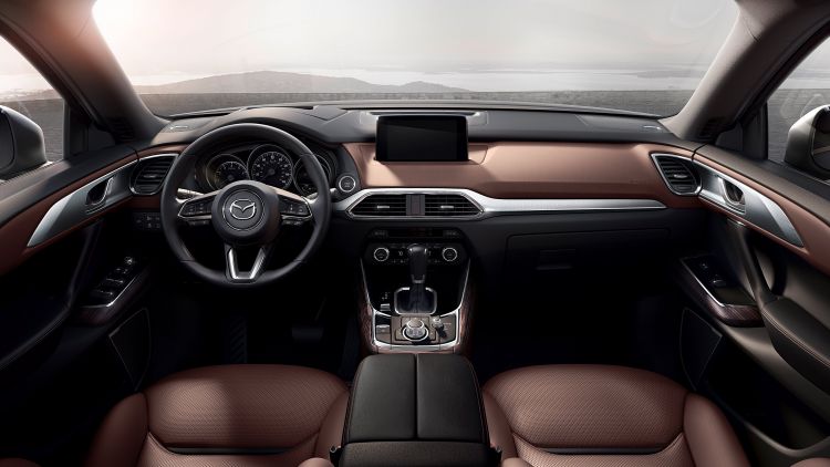 mazda_cx-9_2015_interior_04_screen.thumb