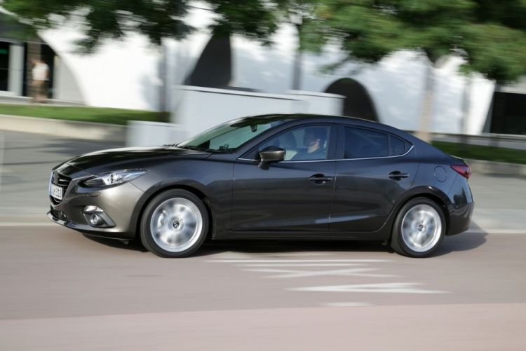 Mazda_3_Dizel.thumb.jpg.31defe2719dfad3d