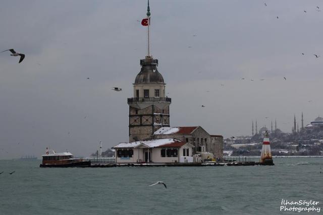 Soğuk ve Karlı Bir İstanbul Günü