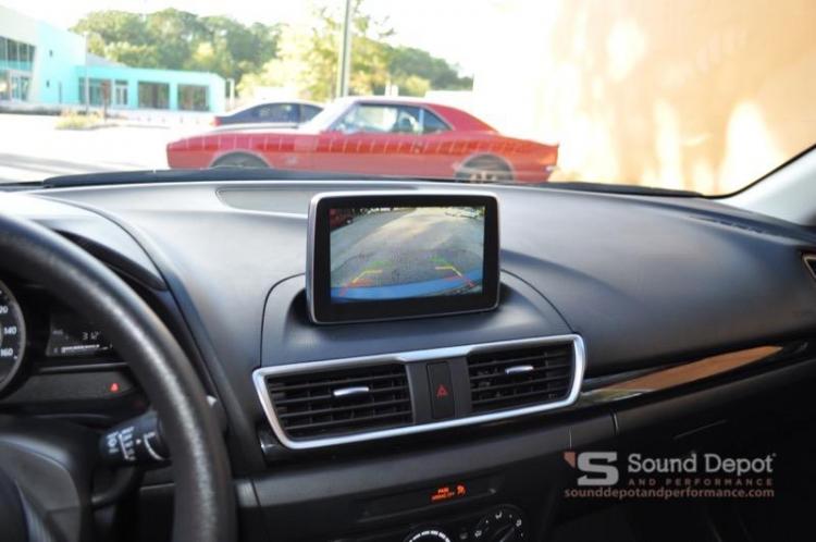 Mazda-3-Backup-Camera-2.thumb.jpg.8a2cf174c8a36cc2319ee73b76459628.jpg
